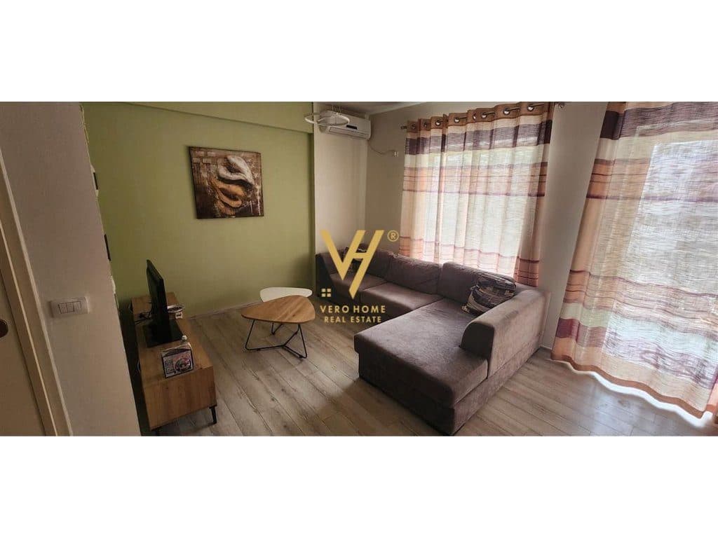 JEPET APARTAMENT 2+1+BLK ME QERA TEK KOPSHTI ZOLOGJIK 700 EURO