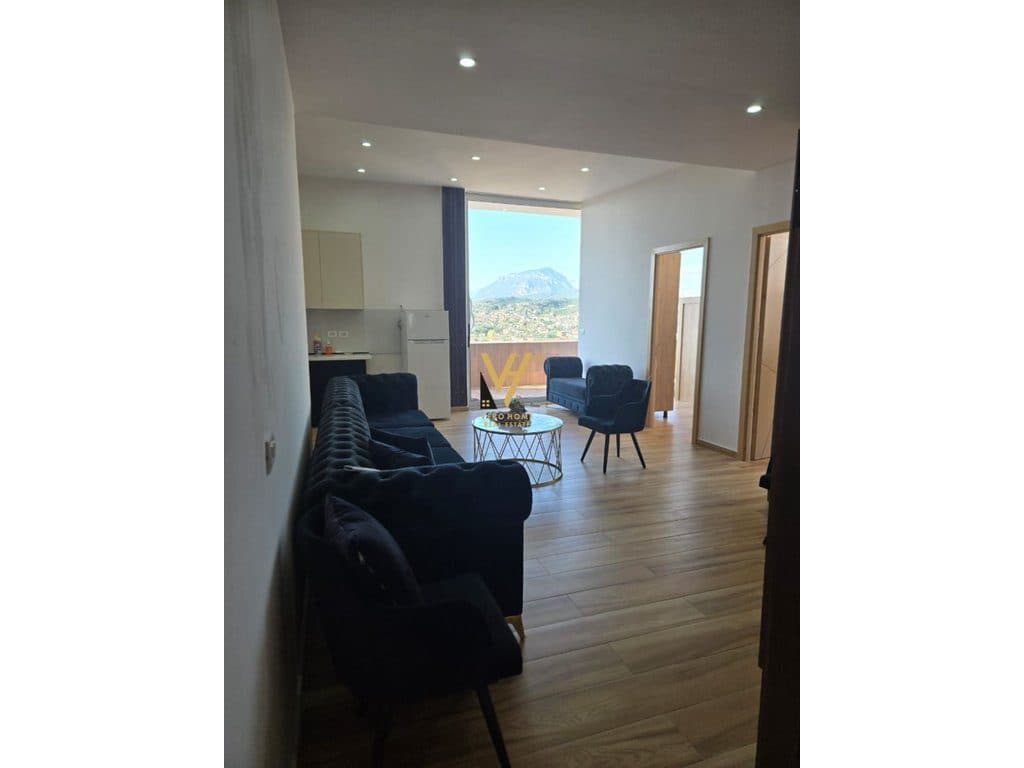 JEPET SHTËPI 5+1+2 ME QIRA NE ALLIAS 1.500 EURO
