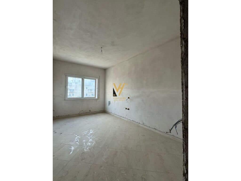 Shitet Apartament 3+1+2+ballkon te Fresku 123 m2 2