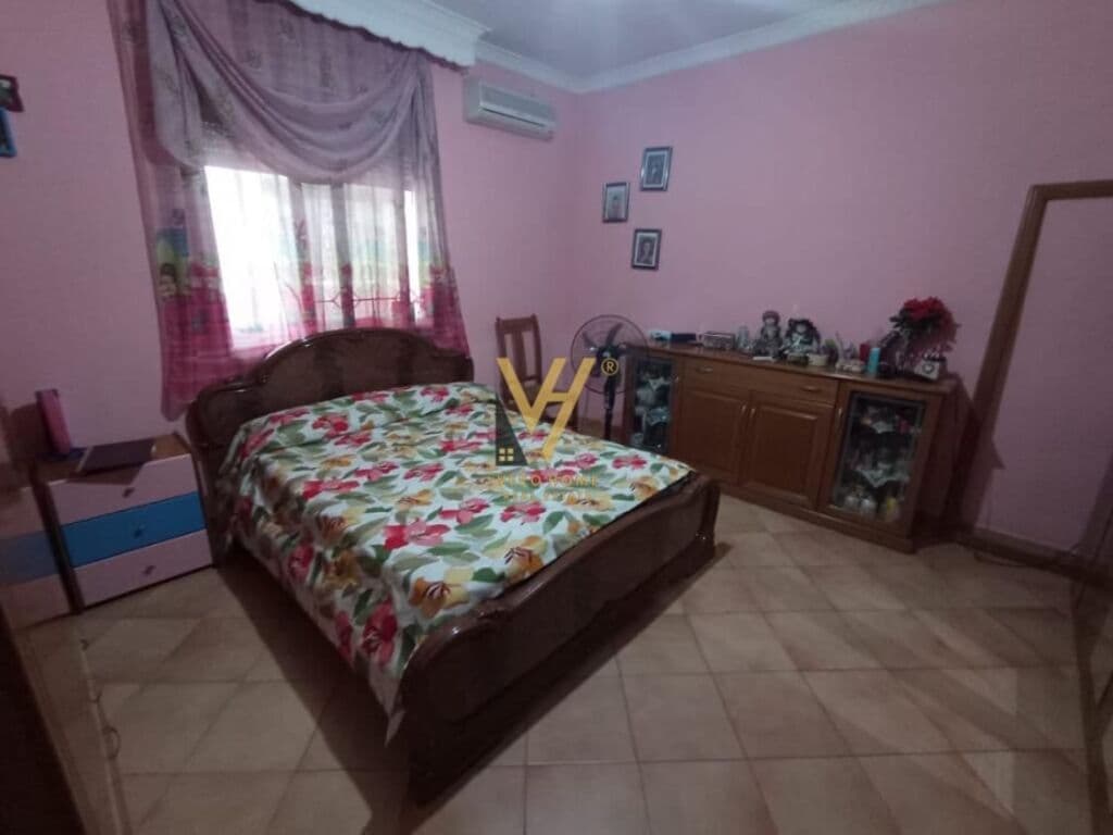 Shitet vile dy katshe ne Laprake 250 m2