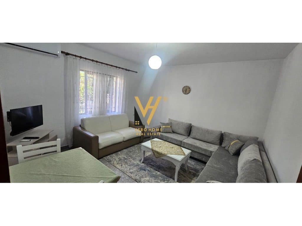 JEPET APARTAMENT 1+1 ME QIRA TE ISH PARKU I AUTOBUSAVE 40.000 LEKE