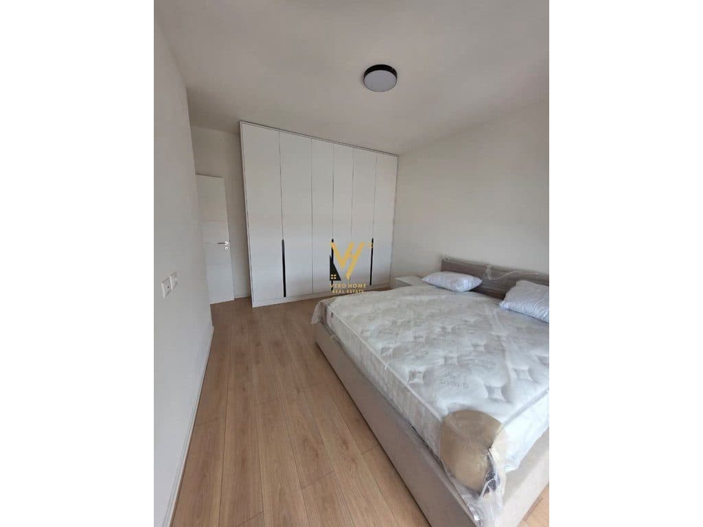 JEPET APARTAMENT 2+1+BLK ME QERA TE JORDAN MISJA 50.000 LEKE 4
