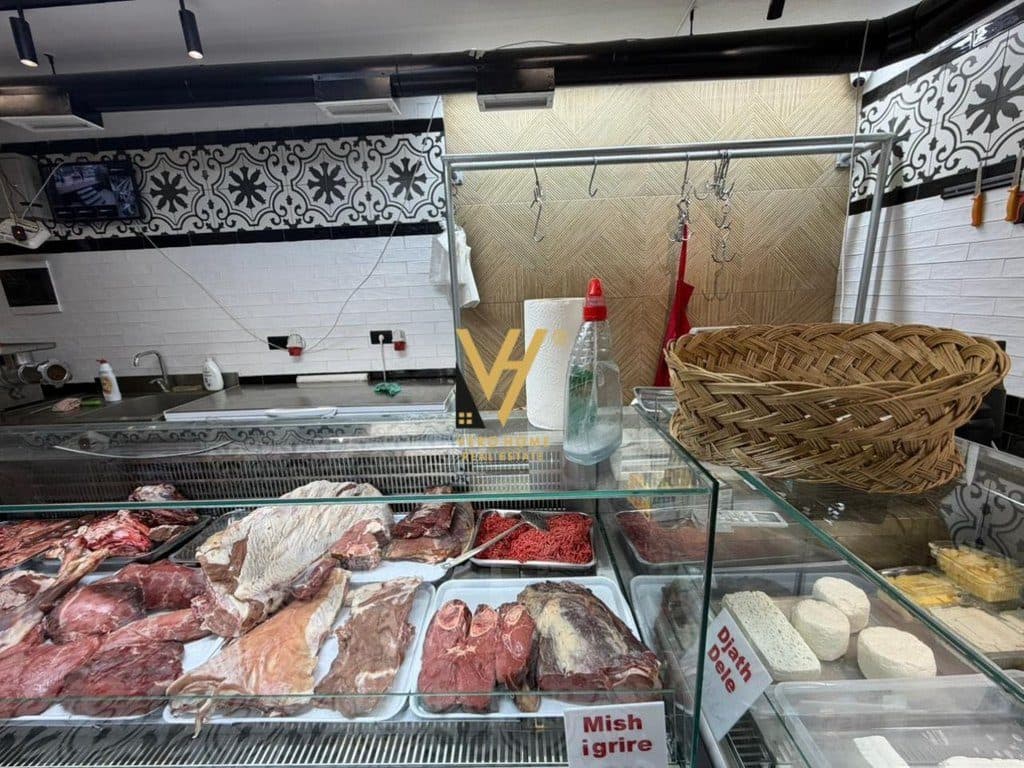 SHITET AMBIENT DHE BIZNES TE RRUGA FERIT XHAJKO 340.000 EURO 2