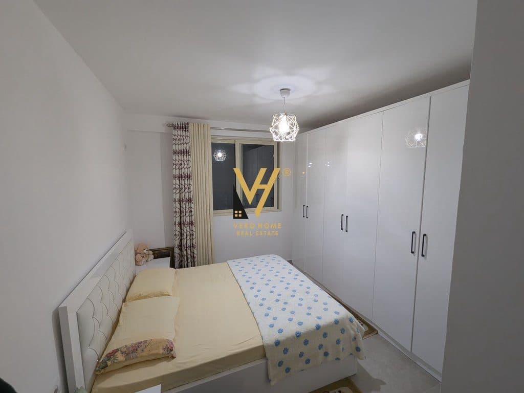 JEPET APARTAMENT 1+1+BLK ME QERA NE SHKOZE 400 EURO 4