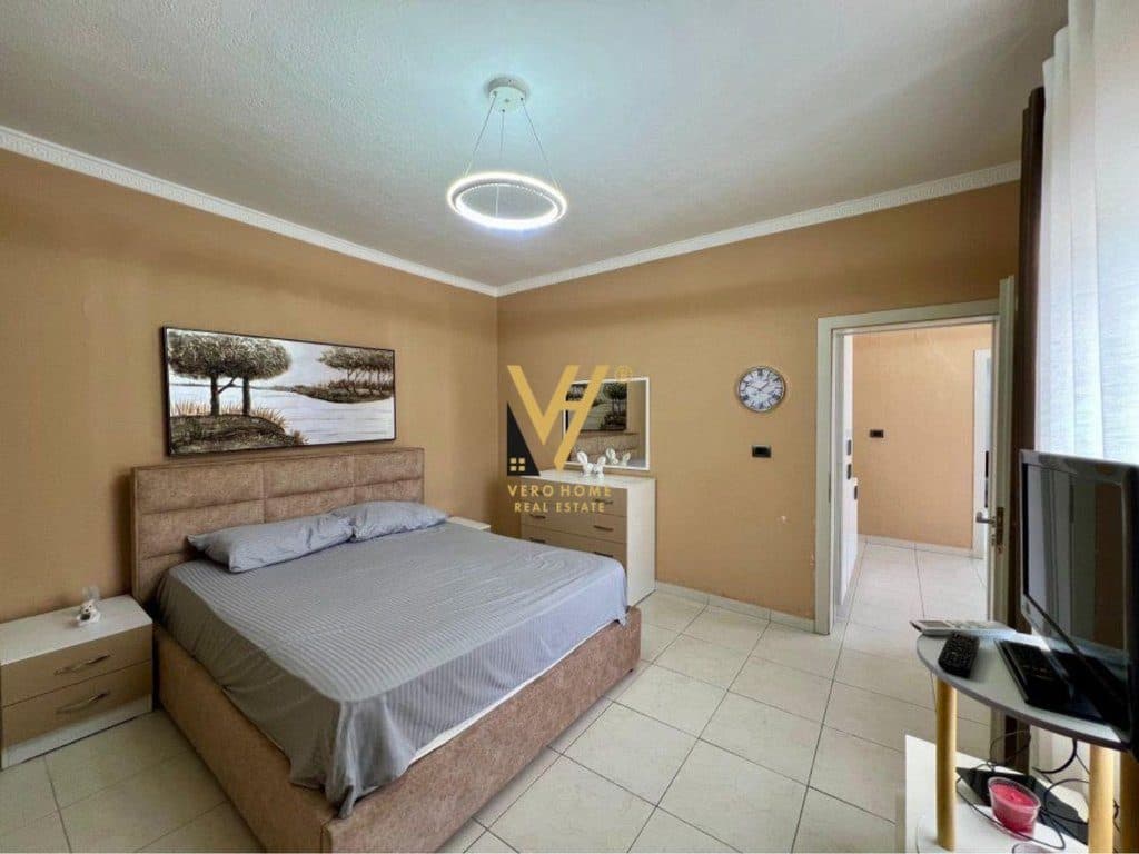 SHITET VILE DHE TRUALL TE ISH DOGANA 315.000 EURO 4