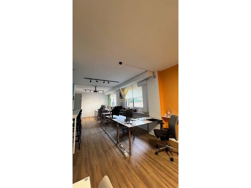 SHITET DYQAN 64 M2 TE RRUGA E KAVAJES 195.000 EURO 3