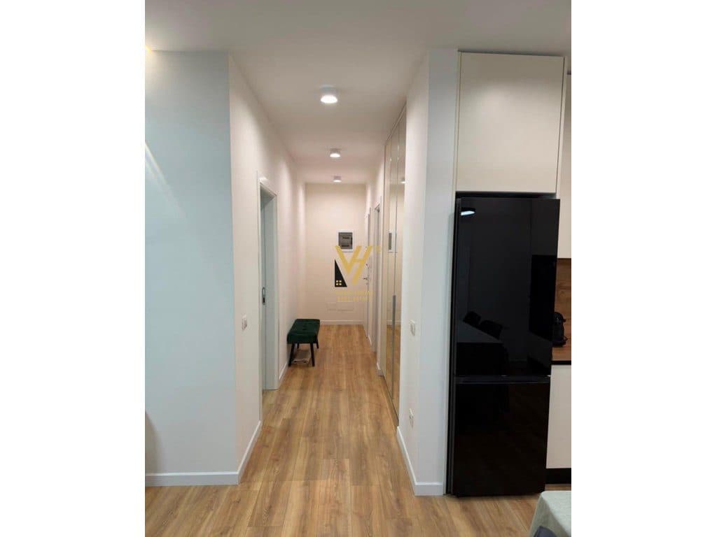 JEPET APARTAMENT 1+1+BLK ME QIRA TE SHKOLLA E KUQE 78.000 LEKE 4