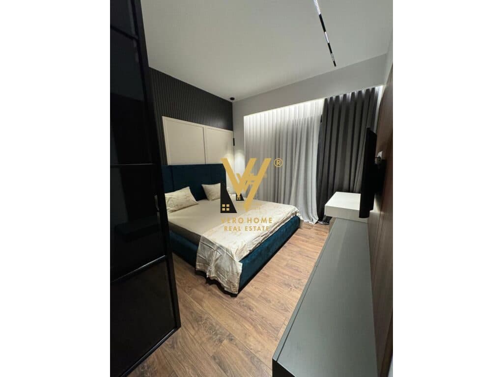 JEPET APARTAMENT 3+1+2+BLK ME QERA TE RRUGA E KAVAJES 4