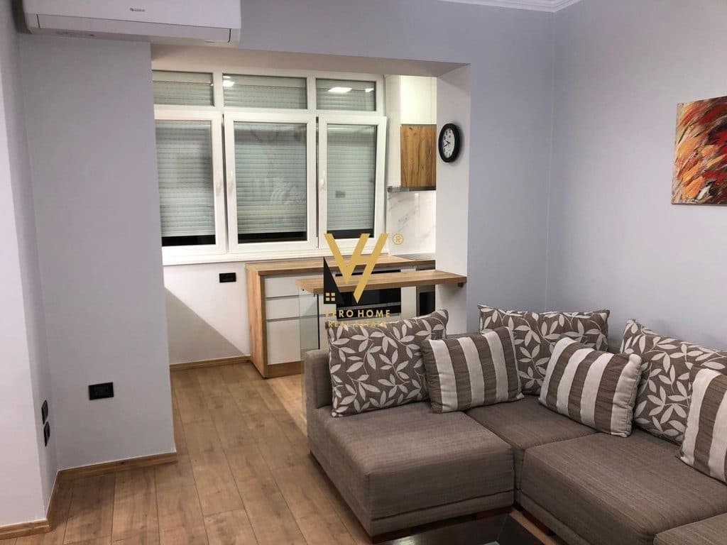 JEPET APARTAMENT 1+1+BLK ME QERA TEK MYSLYM SHYRI 60.000 LEKE 2