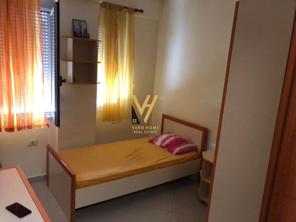 Jepet Apartament 2+1+ballkon me qera te Selvia 90 m2 2