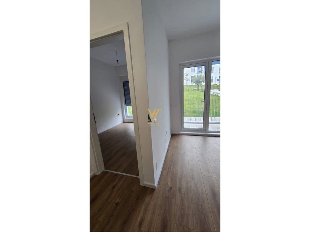 SHITET APARTAMENT 2+1+BLK TE FRESKU 12.500.000 LEKE 4