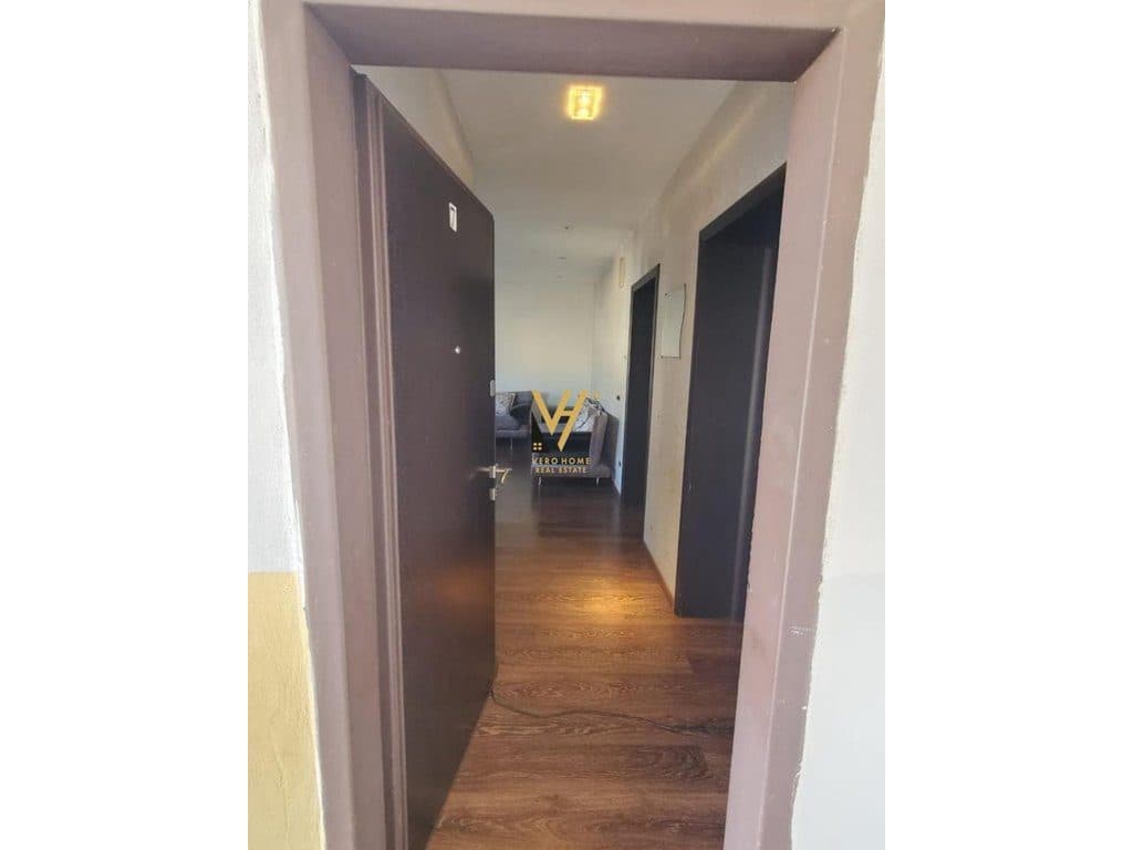 JEPET APARTAMENT 2+1+BLK ME QERA TE RRUGA HOXHA TAHSIM 65.000 LEKE 4