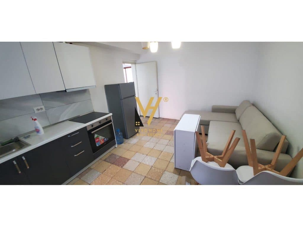 JEPET APARTAMENT 1+1 ME QERA TE BRRYLI 400 EURO