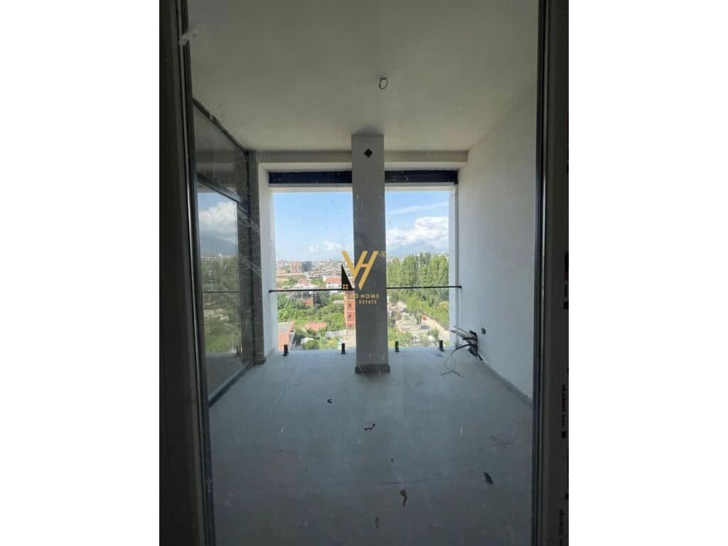 Shitet Apartament 2+1+2+ballkon te Bulevardi i Ri 119 m2 2