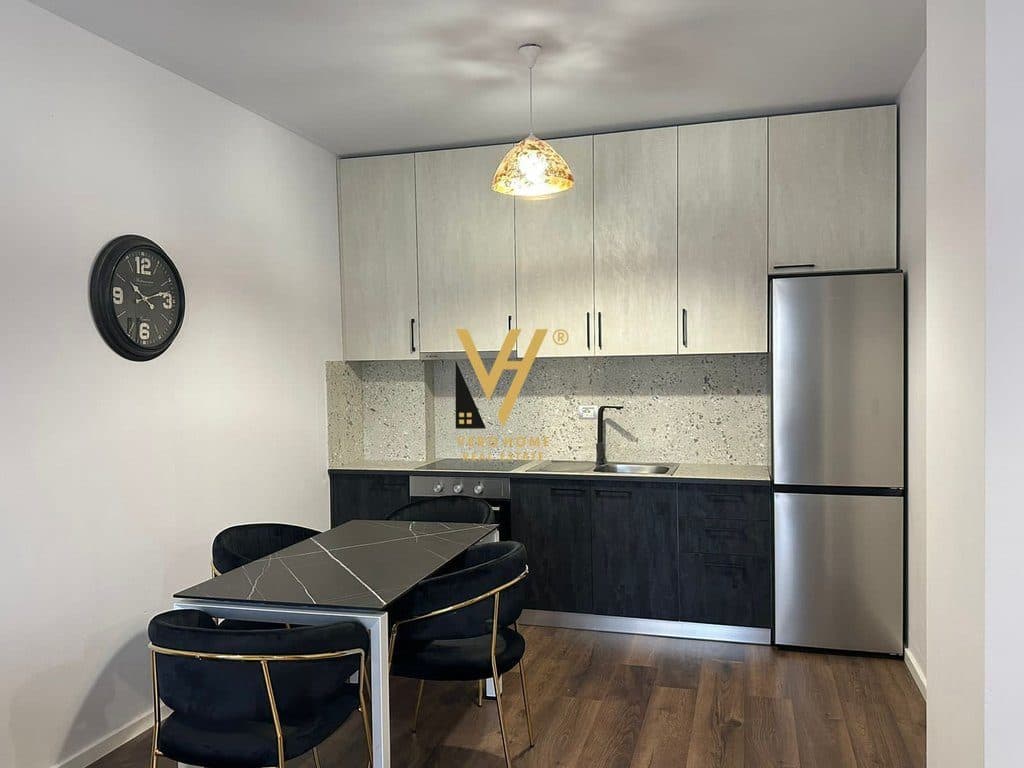JEPET APARTAMENT 1+1+BLK ME QERA NE ASTIR 550 EURO 3