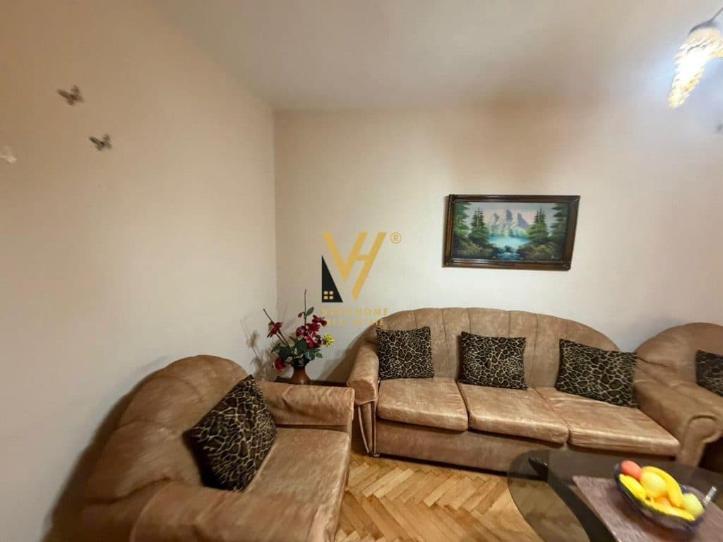 JEPET APARTAMENT 2+1 ME QERA TE 21 DHJETORI 50.000 LEKE