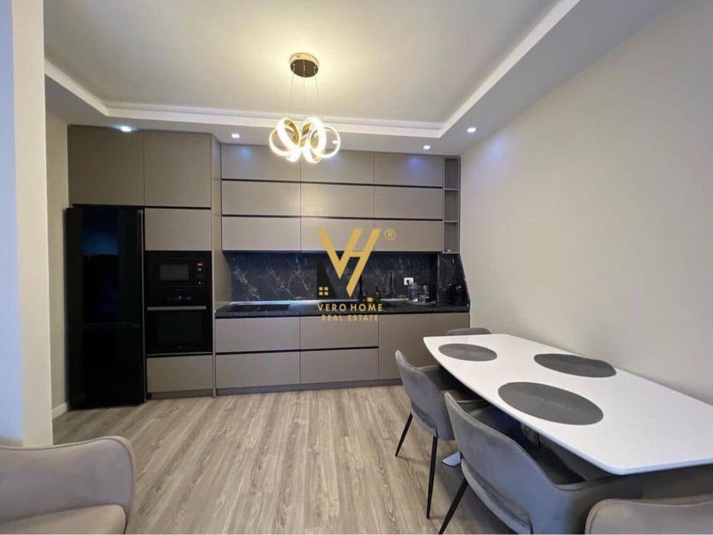 JEPET APARTAMENT 2+1+2+BLK ME QIRA RRUGA JORDAN MISJA 85.000 LEKE 4