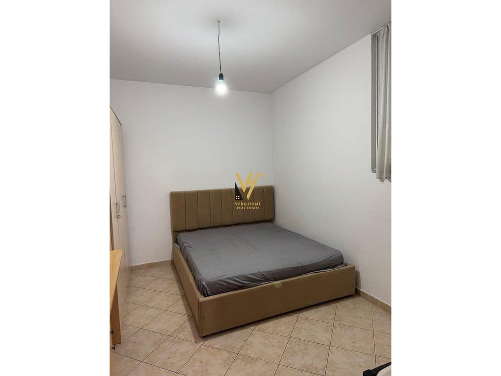 JEPET APARTAMENT 1+1+BLK ME QIRA TE KOMUNA E PARISIT 50.000 LEKE 4