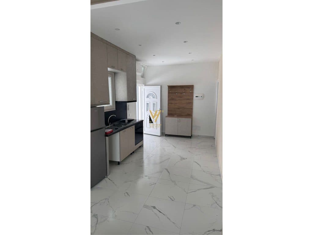JEPET APARTAMENT 1+1+BLK ME QERA TEK 5 MAJI 50.000 LEKE 2