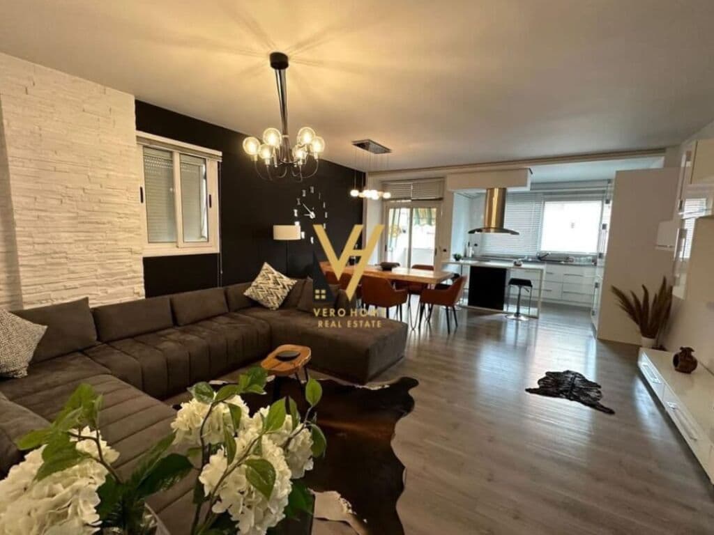 Jepet Apartament 2+1 me qera te Komuna e Parisit 110 m2 4