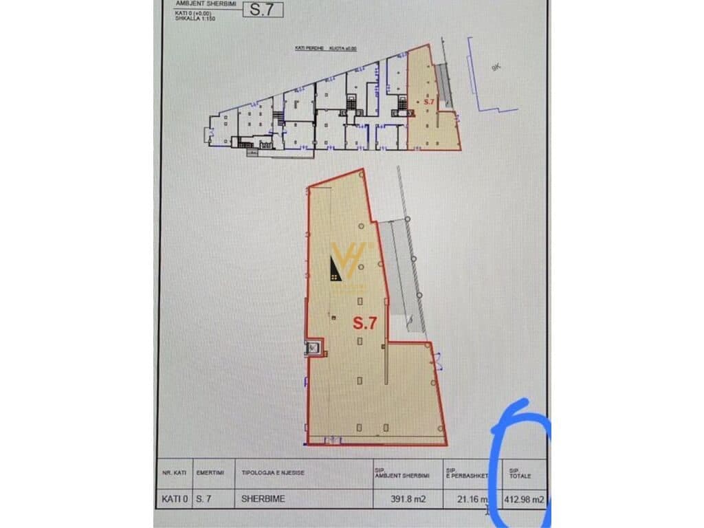 Jepet ambjent komercial me qera te Qendra Kristal 413 m2