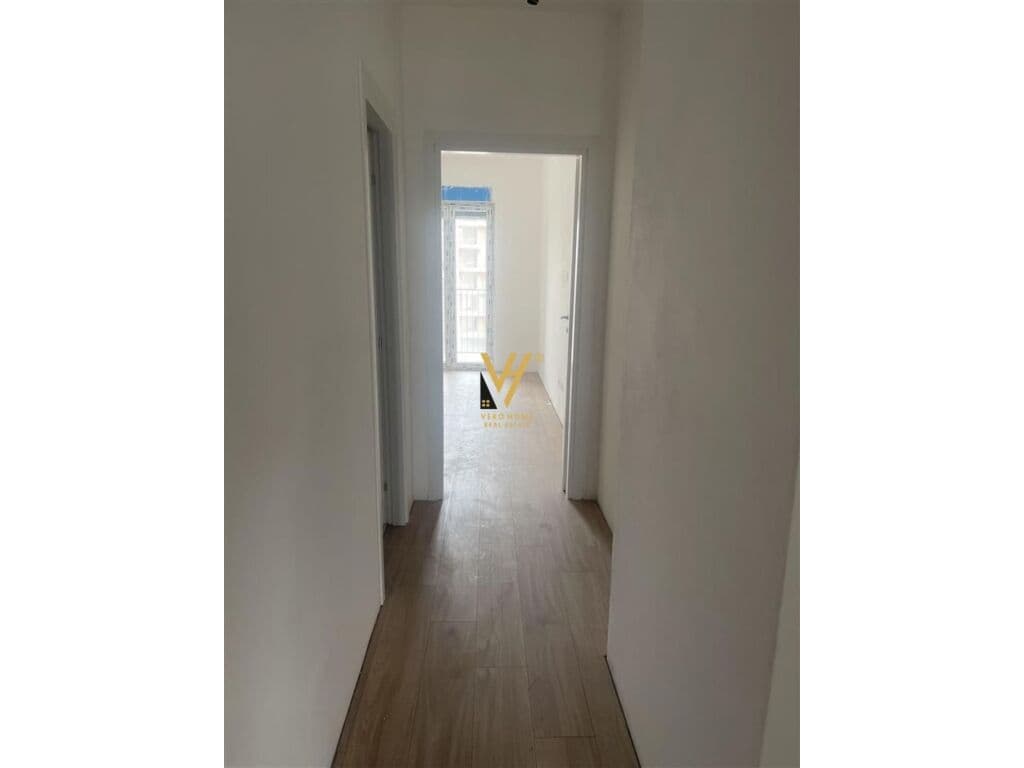 Jepet Zyre me qera te Bulevardi i Ri 148 m2