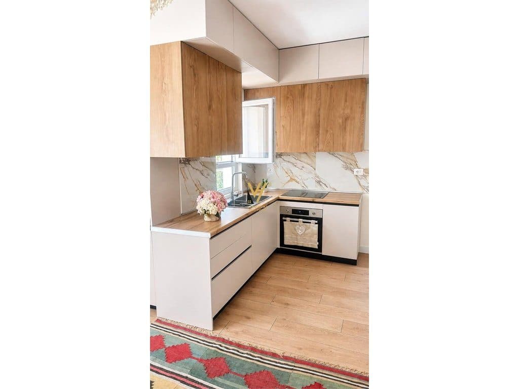 JEPET APARTAMENT 2+1+BLK ME QIRA TE KODRA E PRIFTIT 60.000 LEKE 3
