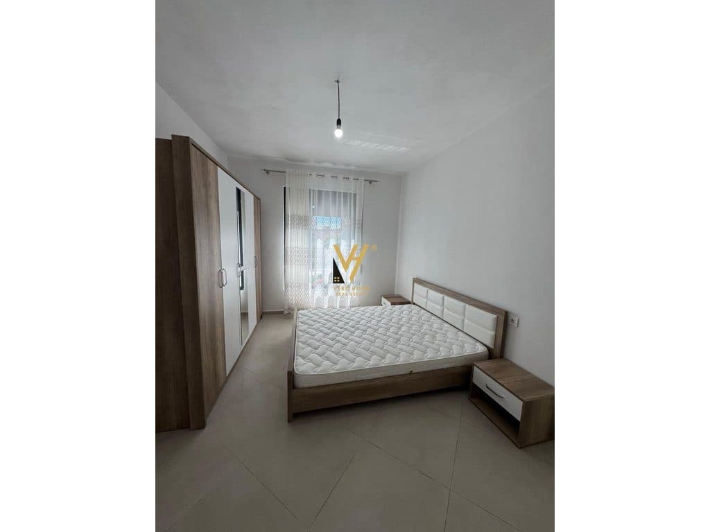 JEPET APARTAMENT 2+1+2+BLK ME QERA TE 5 MAJI 60.000 LEKE 2