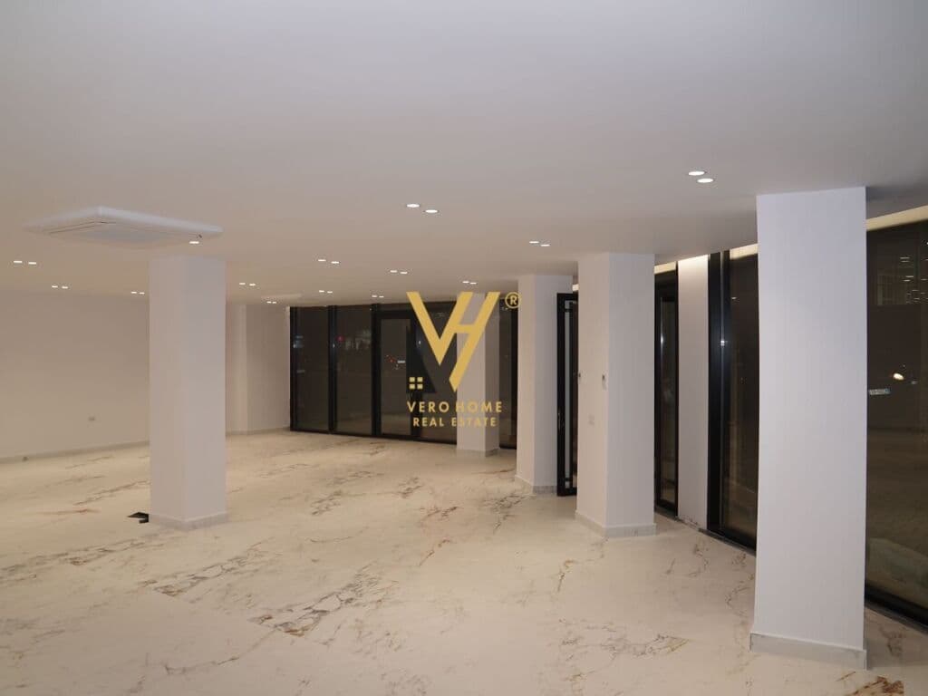 Jepet Dyqan me qera ne Don Bosko 125 m2 3