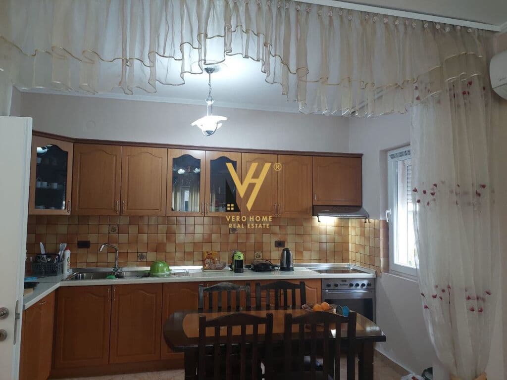 Jepet hyrje e nje vile 2+1+Blk te Tregu Elektrik 120 m2