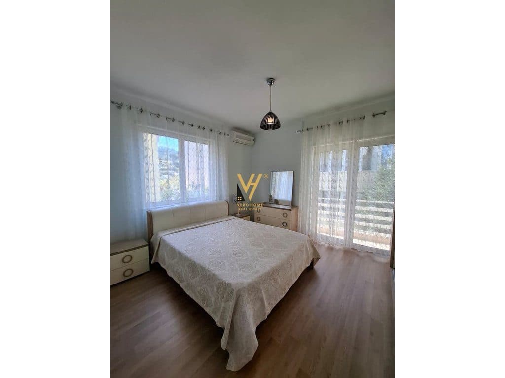 JEPET APARTAMENT 2+1+2BLK ME QIRA TE KOPSHTI ZOOLOGJIK 80.000 LEKE 3