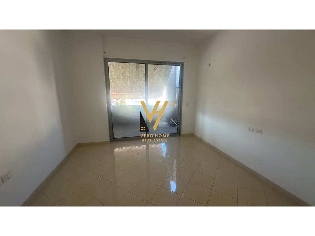 JEPET APARTAMENT 2+1+VERANDE ME QERA NE ASTIR 40.000 LEKE 3