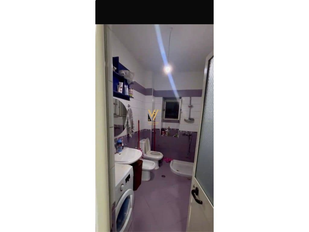 JEPET APARTAMENT 2+1 ME QIRA TE XHAMIA E TABAKVE 50.000 LEKE 4