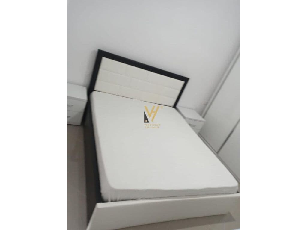 Jepet Apartament 1+1 me qera te Farmacia 10 Kompleksi Arlis 70 m2