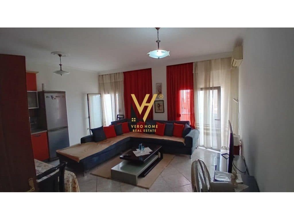 JEPET APARTAMENT 2+1+BLK ME QERA NE KINOSTUDIO 50.000 LEKE