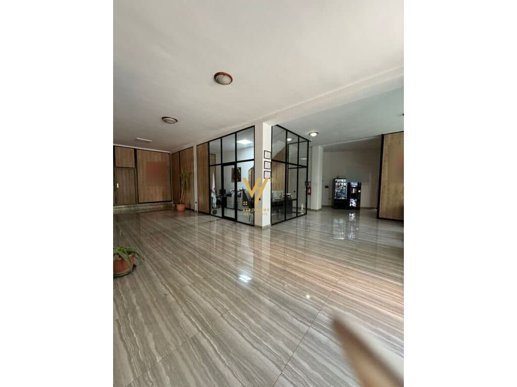 Jepet Ambient Biznesi me qera te Rruga Dritan Hoxha 600 m2 2