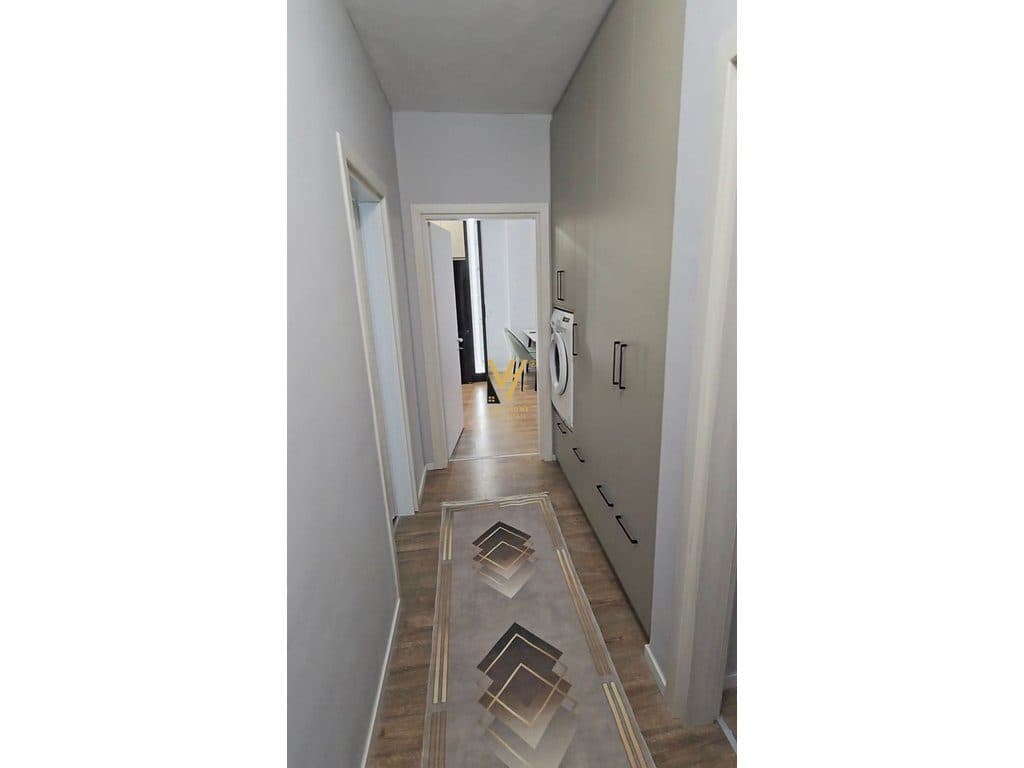 JEPET APARTAMENT 1+1+BLK ME QERA TE ZOGU I ZI 70.000 LEKE 4