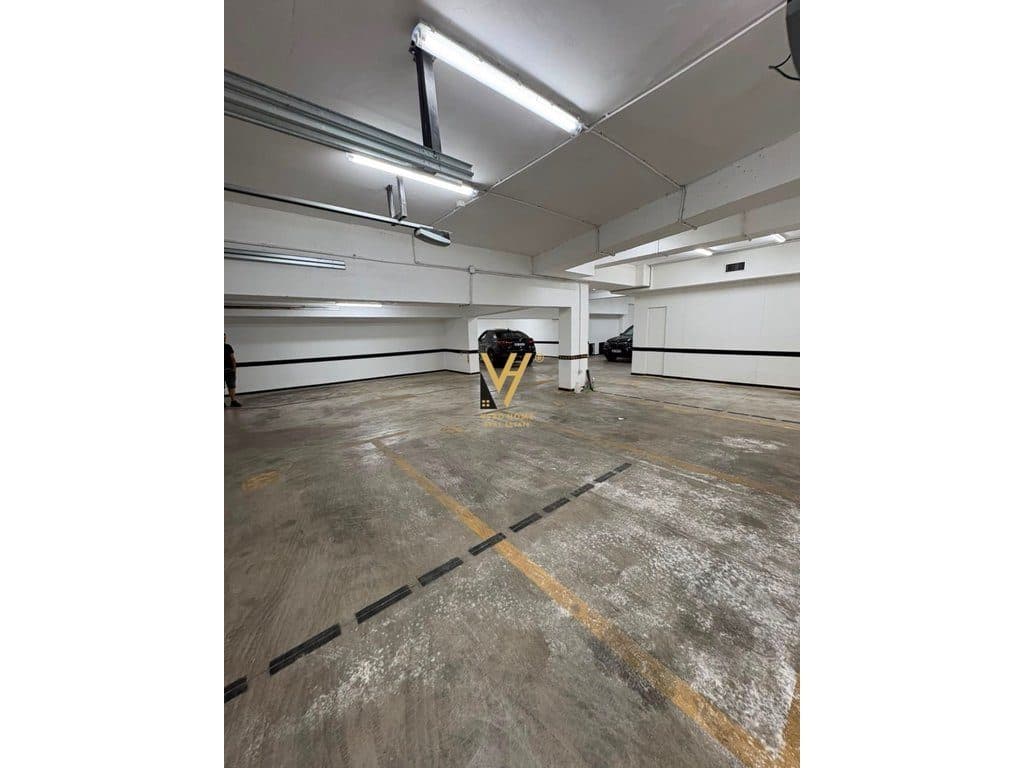JEPET AMBIENT BIZNESI 308 M2 ME QIRA TE MINE PEZA 3.000 EURO 4