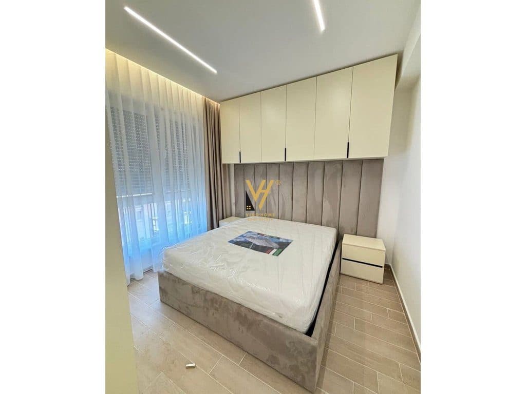JEPET APARTAMENT 1+1+BLK ME QIRA TE MYSLYM SHYRI 80.000 LEKE 4