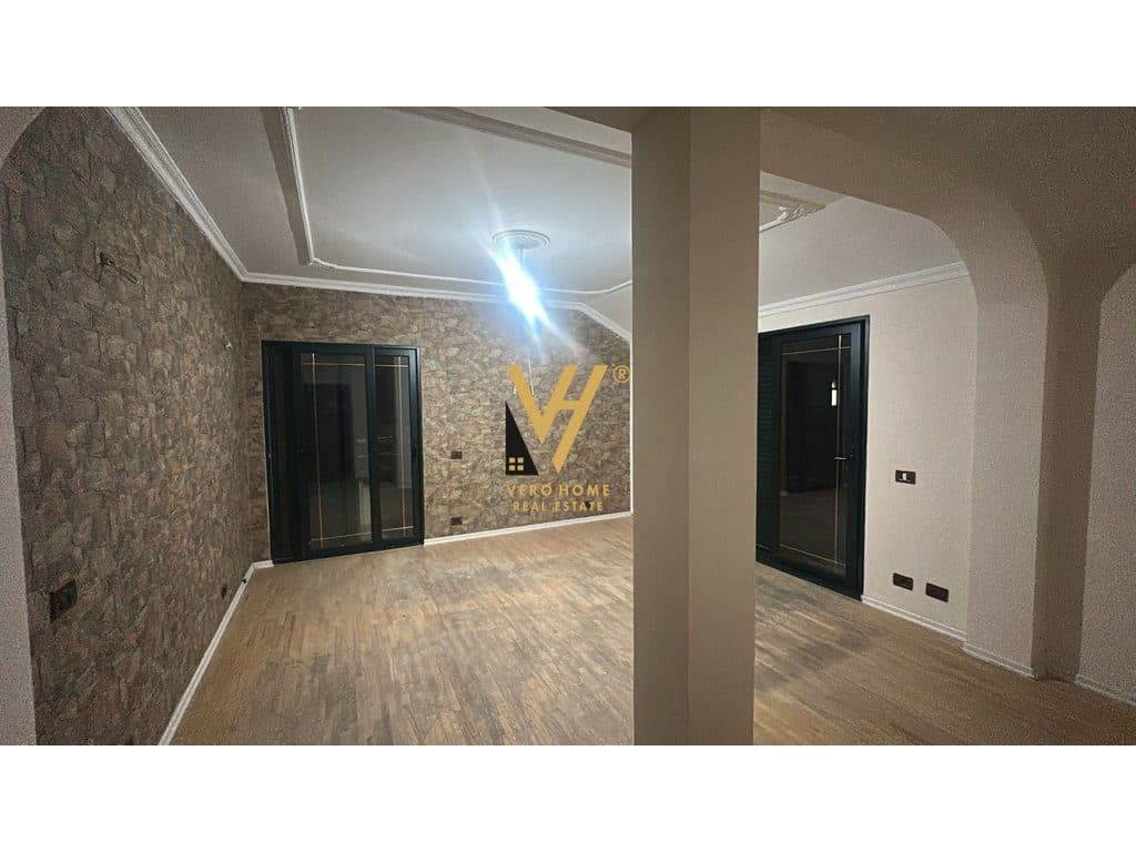 SHITET GODINE BIZNESI 456 M2 TE LIQENI I THATE, RR.EDUARD MANO 1.240.000 EURO