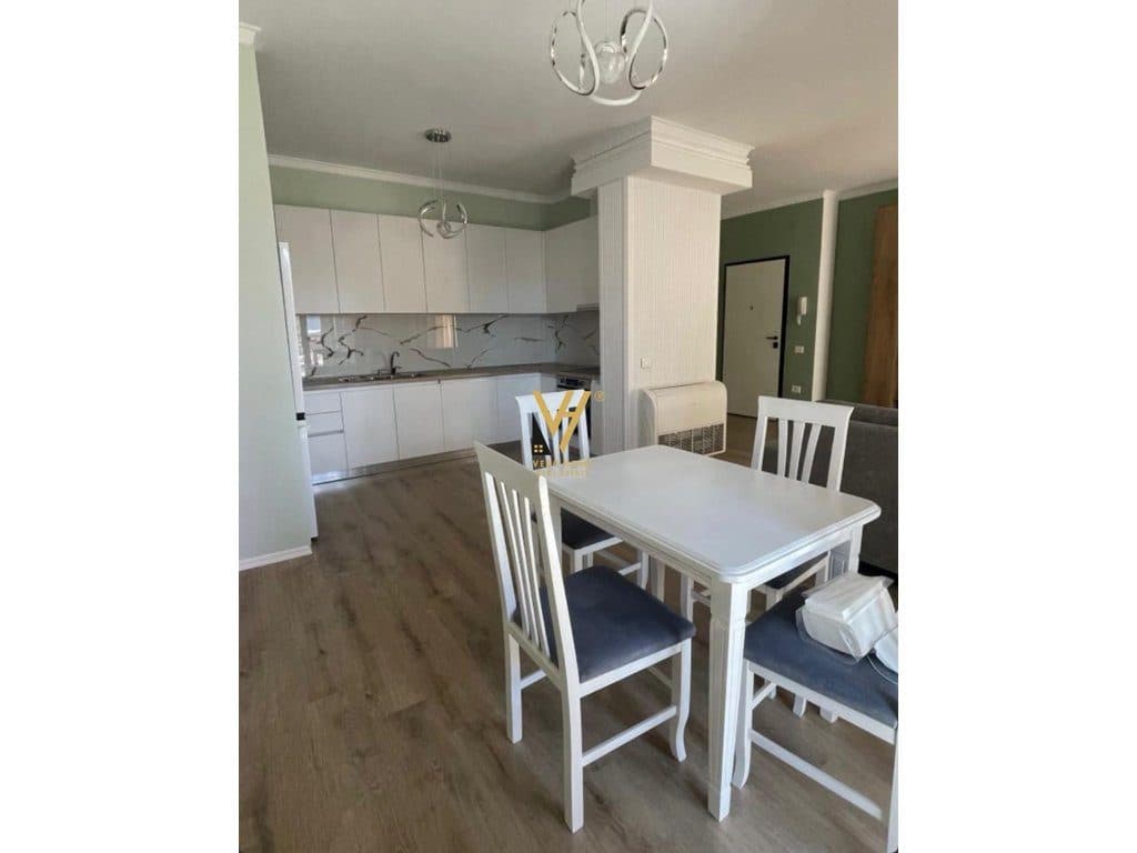JEPET APARTAMENT 2+1+2 ME QIRA TE MYSLYM SHYRI 1.150 EURO 3