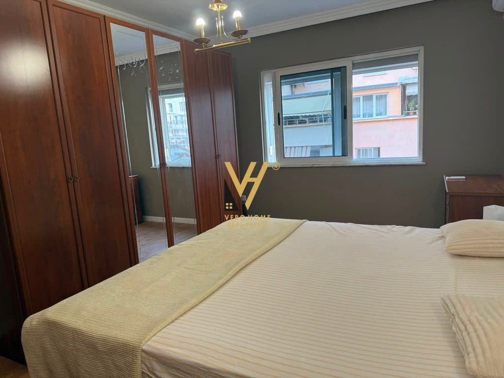 JEPET APARTAMENT 1+1+BLK ME QIRA TE KOMUNA E PARISIT 65.000 LEKE 4