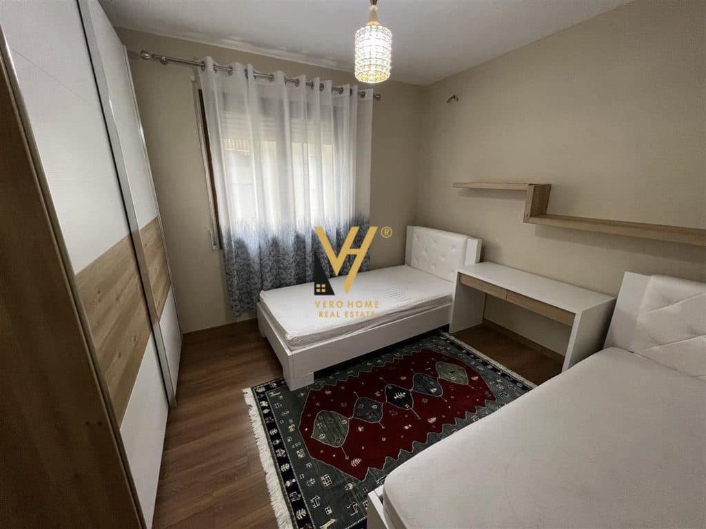 SHITET APARTAMENT 2+1+2+BLK TE KOPSHTI BOTANIK 280.000 EURO 4