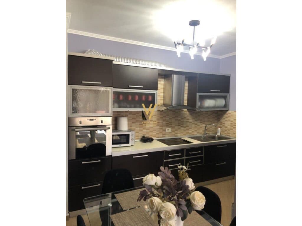 Shitet Apartament 2+1+2+ballkon te Unaza e Re 112 m2 3