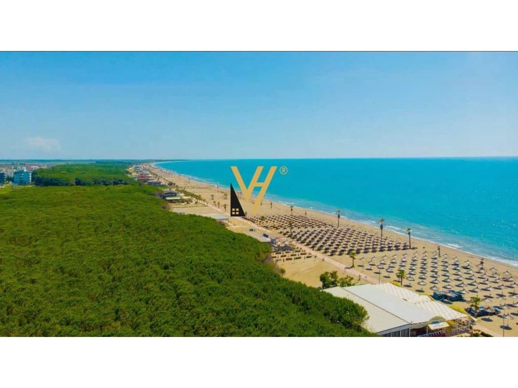 JEPET TOKE 4.500 M2 ME % NE SPILLE PER NDERTIM