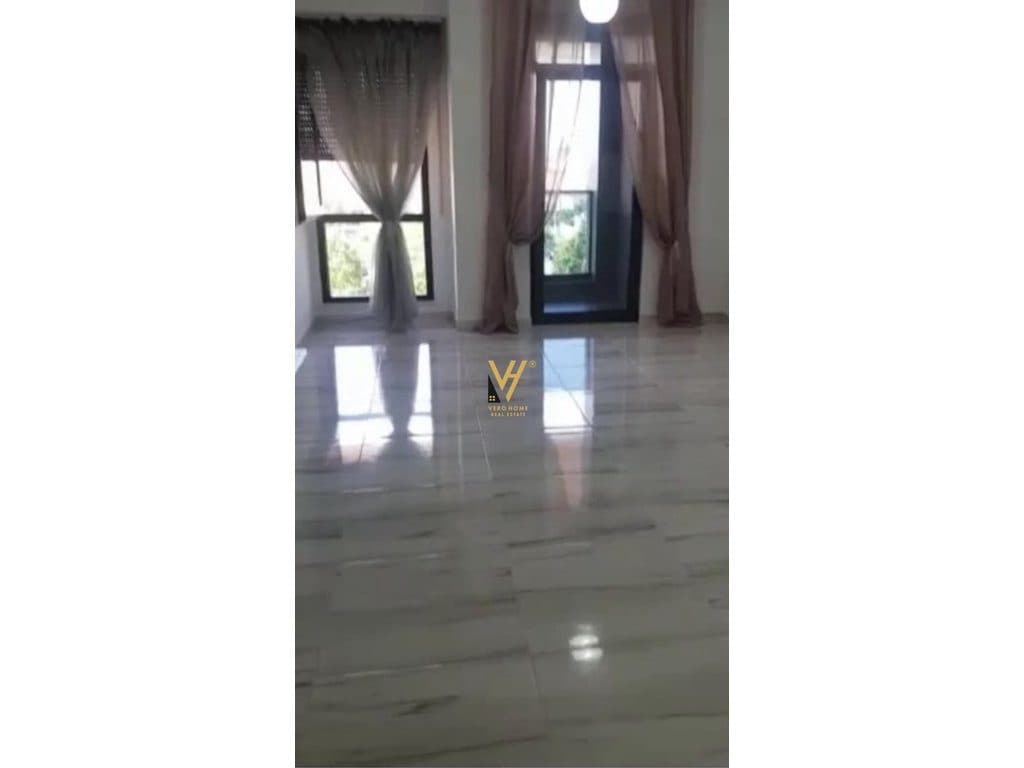 JEPET ZYRE 60 M2 ME QERA TE ALI DEMI 45.000 LEKE