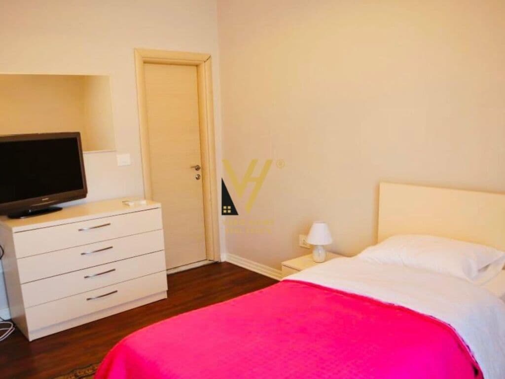 Jepet Apartament 3+1 me qera te Kompleksi Dinamo 130 m2 4