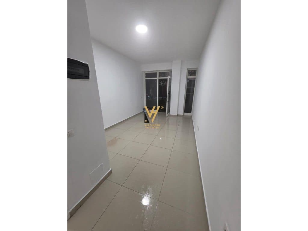 JEPET DYQAN 130 M2 ME QIRA NE VASIL SHANTO 3.100 EURO 1
