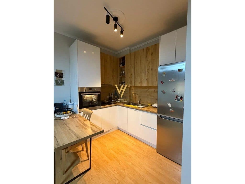 JEPET APARTAMENT 1+1 ME QIRA TE 21 DHJETORI 60.000 LEKE 3