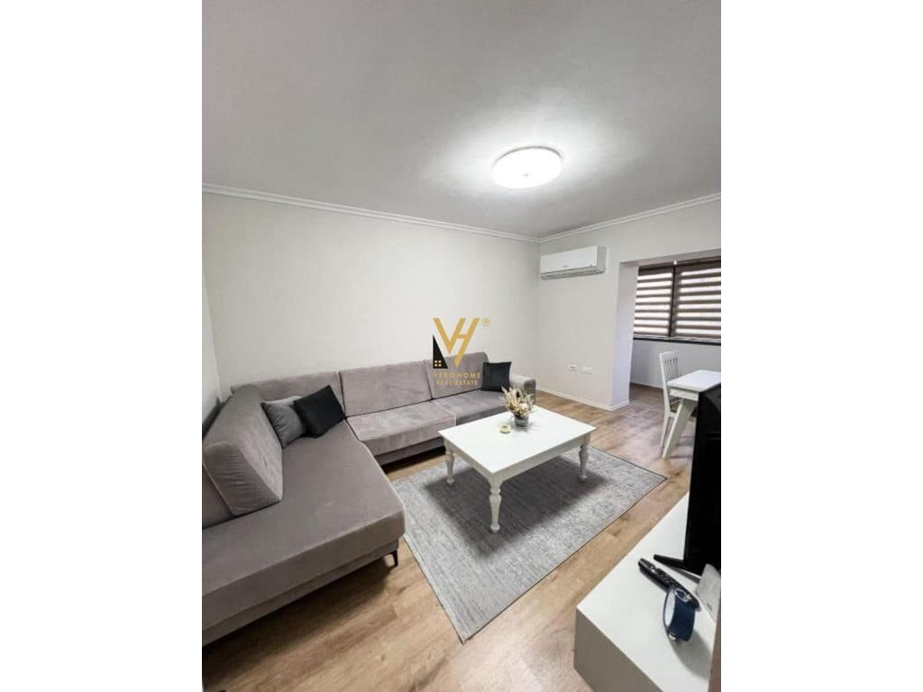 JEPET APARTAMENT 2+1+BLK ME QERA TE STADIUMI DINAMO 750 EURO